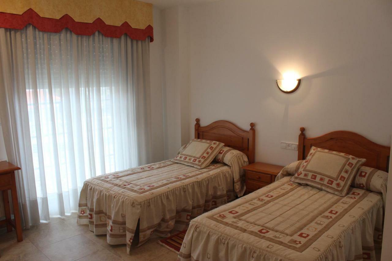 Hotel Casa Rodino Meaño Esterno foto