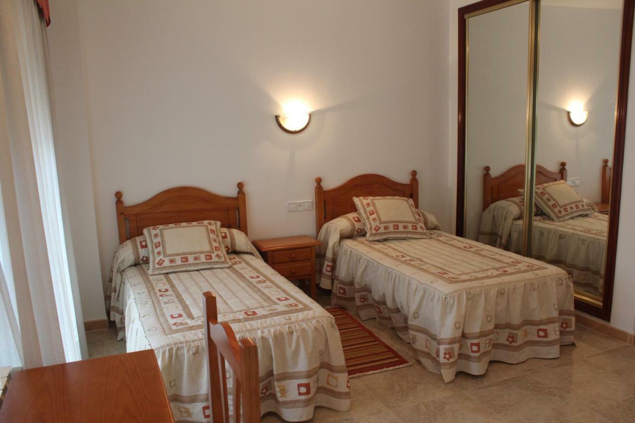 Hotel Casa Rodino Meaño Esterno foto