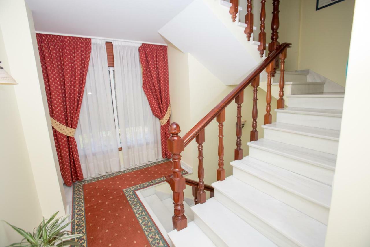 Hotel Casa Rodino Meaño Esterno foto