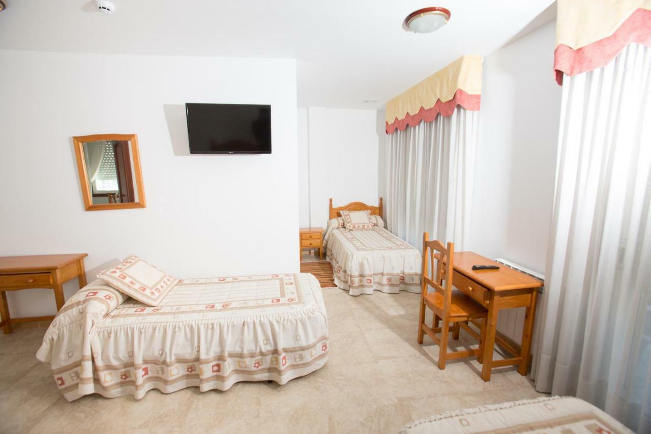 Hotel Casa Rodino Meaño Esterno foto